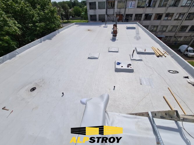 Реконструкція гідроізоляції покрівлі, суспільство глухих